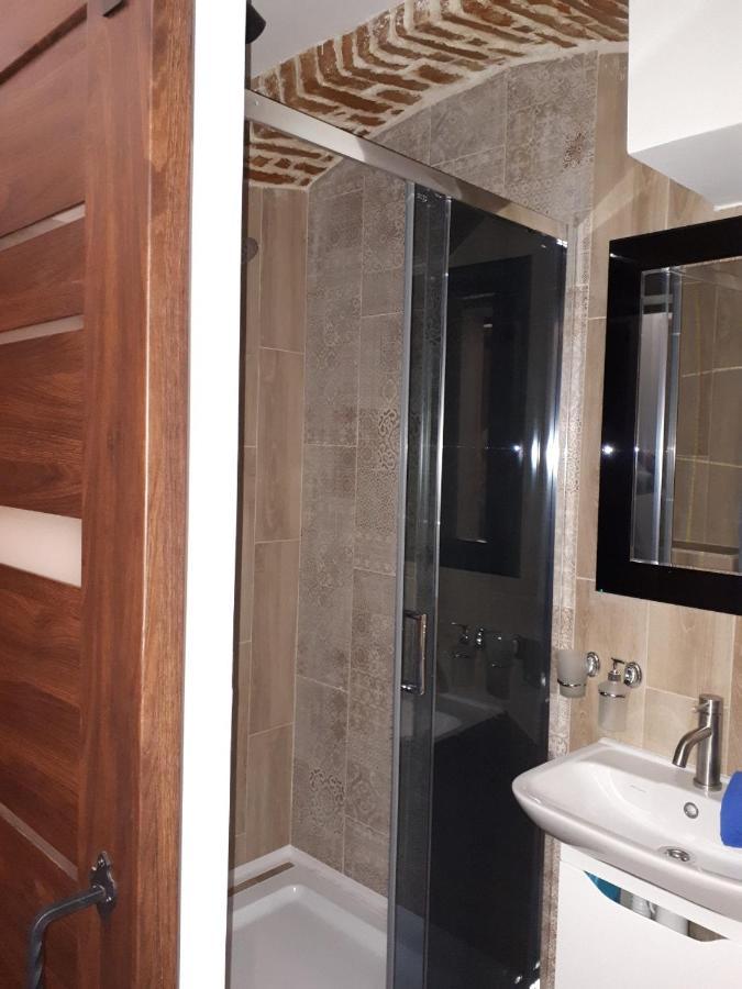 Apartmán Cozy Loft В Самому Центрі Львова Exteriér fotografie